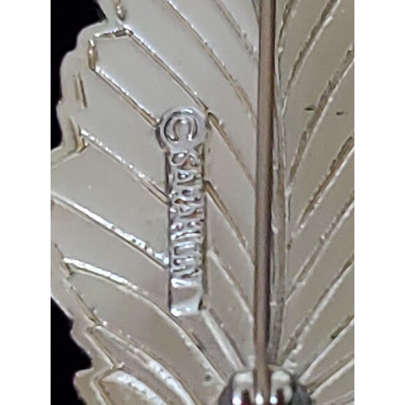 Sarah Coventry Signed Vintage Rhinestone Twisted Silver Tone Leaf Brooch Pin - Picture 6 of 8